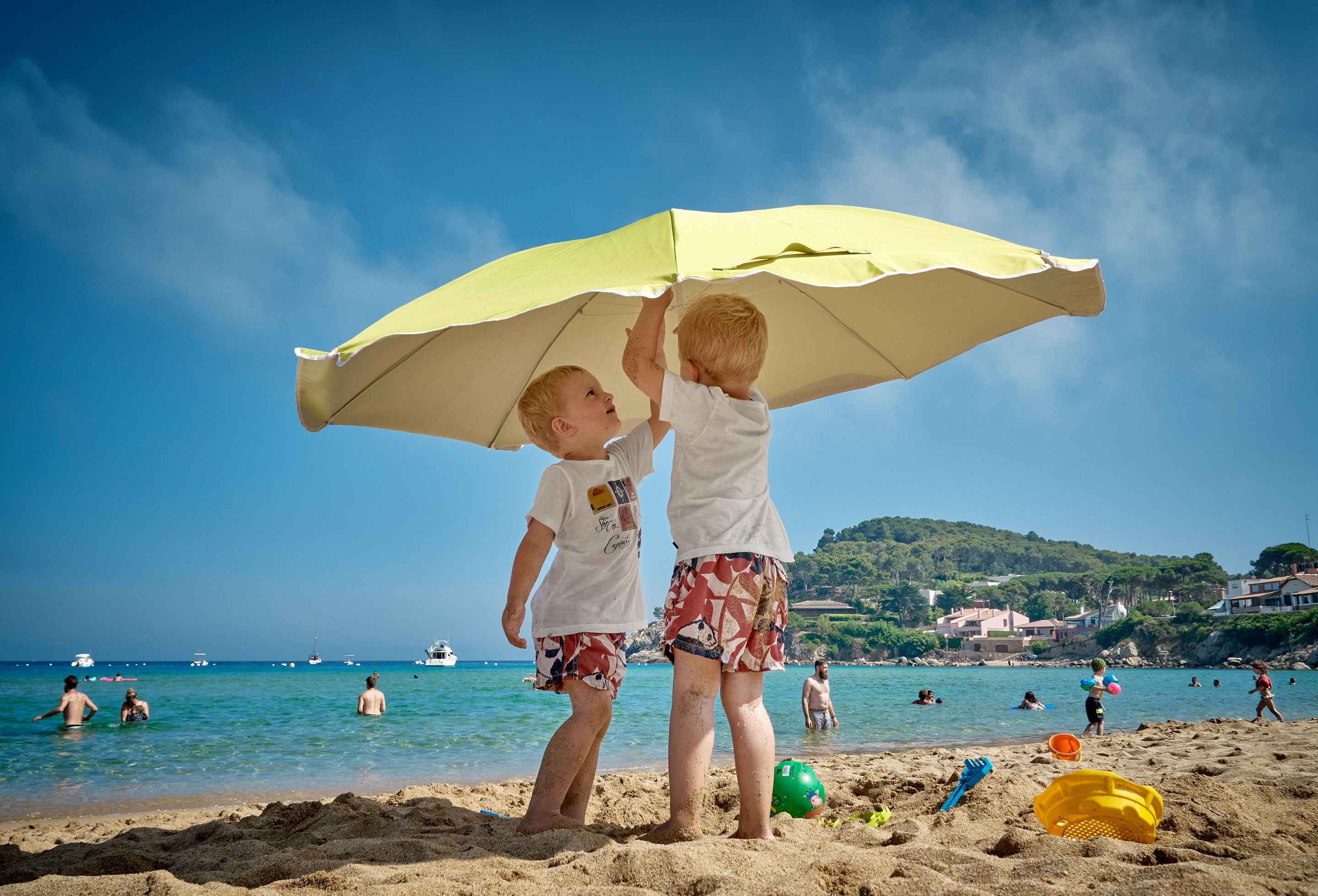 18 innovative & Fun Things to do at the Beach with Kids 32